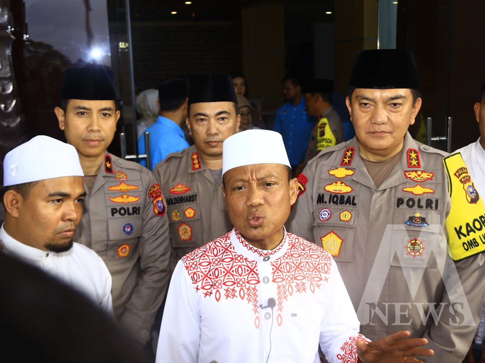 Ustaz Das'ad Latif hadiri doa bersama Kapolda Riau Irjen Pol Mohammad Iqbal