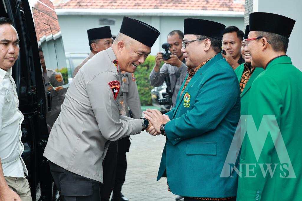 Kapolda Jatim Irjen Pol Drs. Imam Sugianto Silaturahmi ke DPW LDII