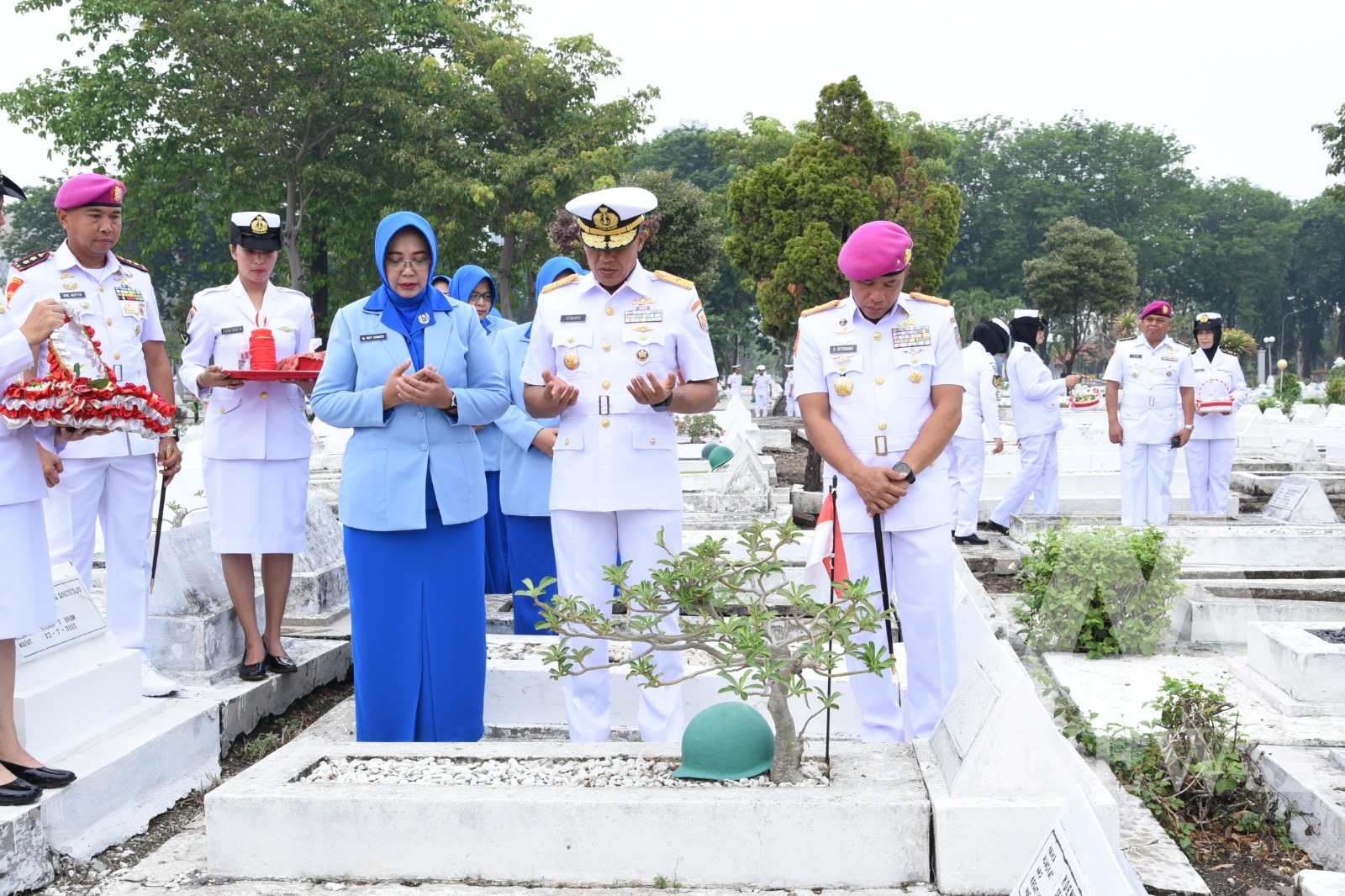 Dankodikmar Kodikalatal Brigjen TNI Marinir Samson Sitohang Ziarah Nasional