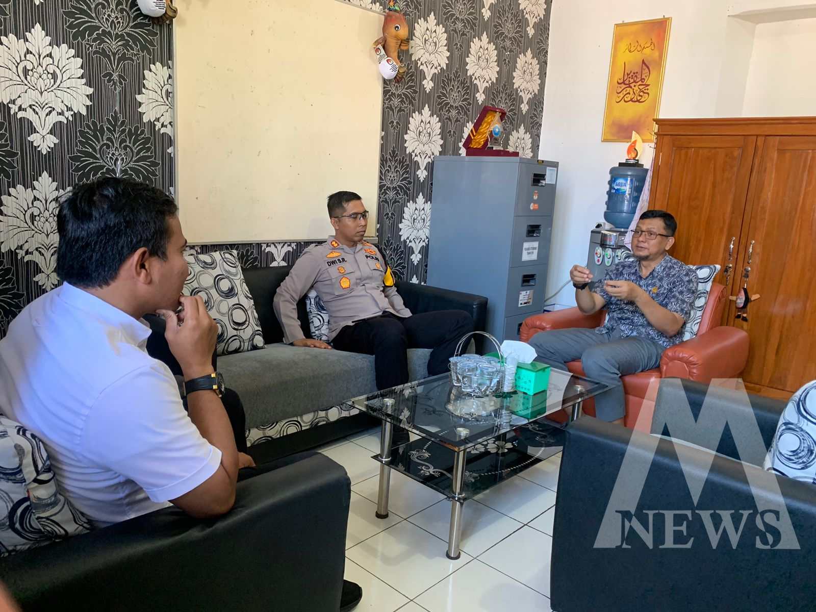 Kapolres Situbondo AKBP Dwi Sumrahadi Rakhmanto Kunjungi Kantor KPU dan Bawaslu