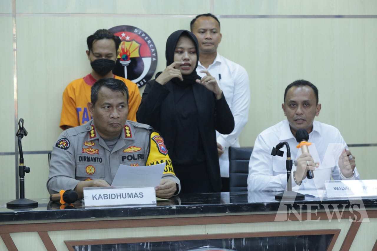 Kabid Humas Polda Jatim Kombespol Dirmanto