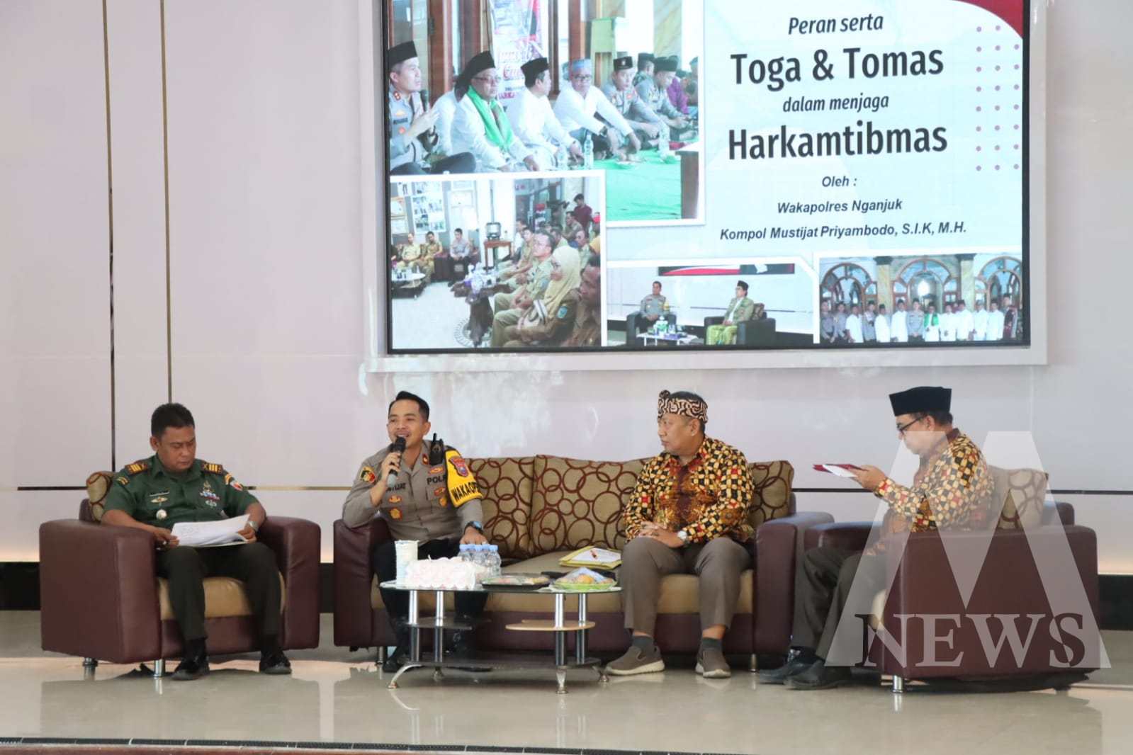 Wakapolres Nganjuk Kompol Mustijat Priyambodo hadiri Dialog Publik 
