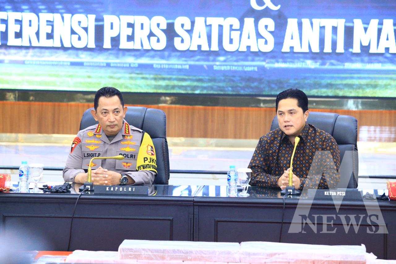 Kapolri Jenderal Listyo Sigit Prabowo bersama Ketua PSSI