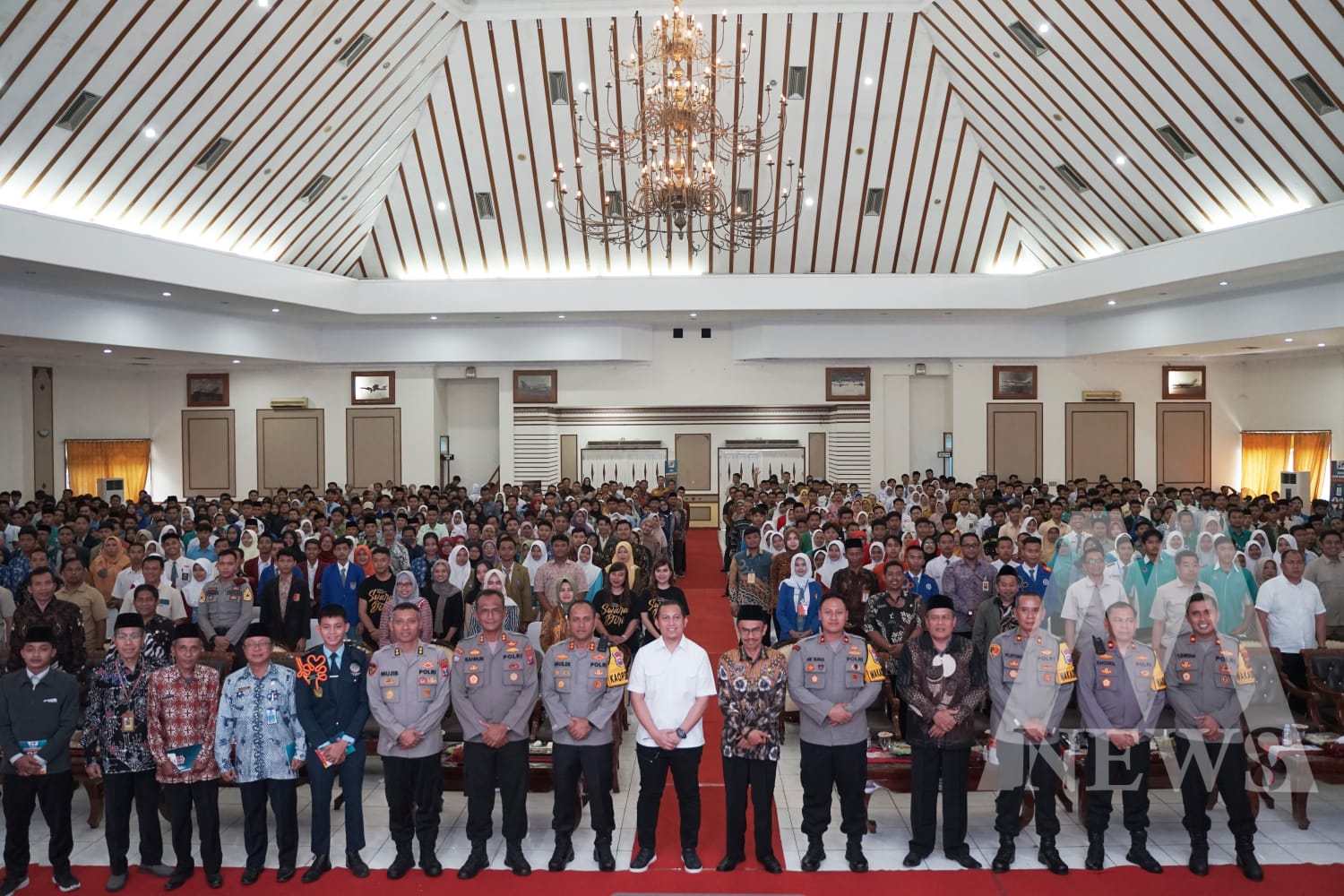 Ditresnarkoba Polda Jatim gelar road show dengan tema Generasi Emas Produktif Tanpa Narkoba