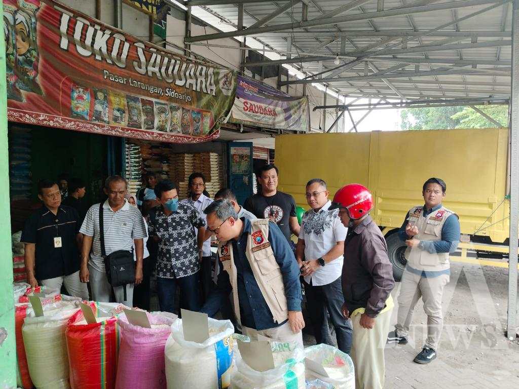 Satgas Pangan Bareskrim Polri dan Polda Jatim sidak pasar