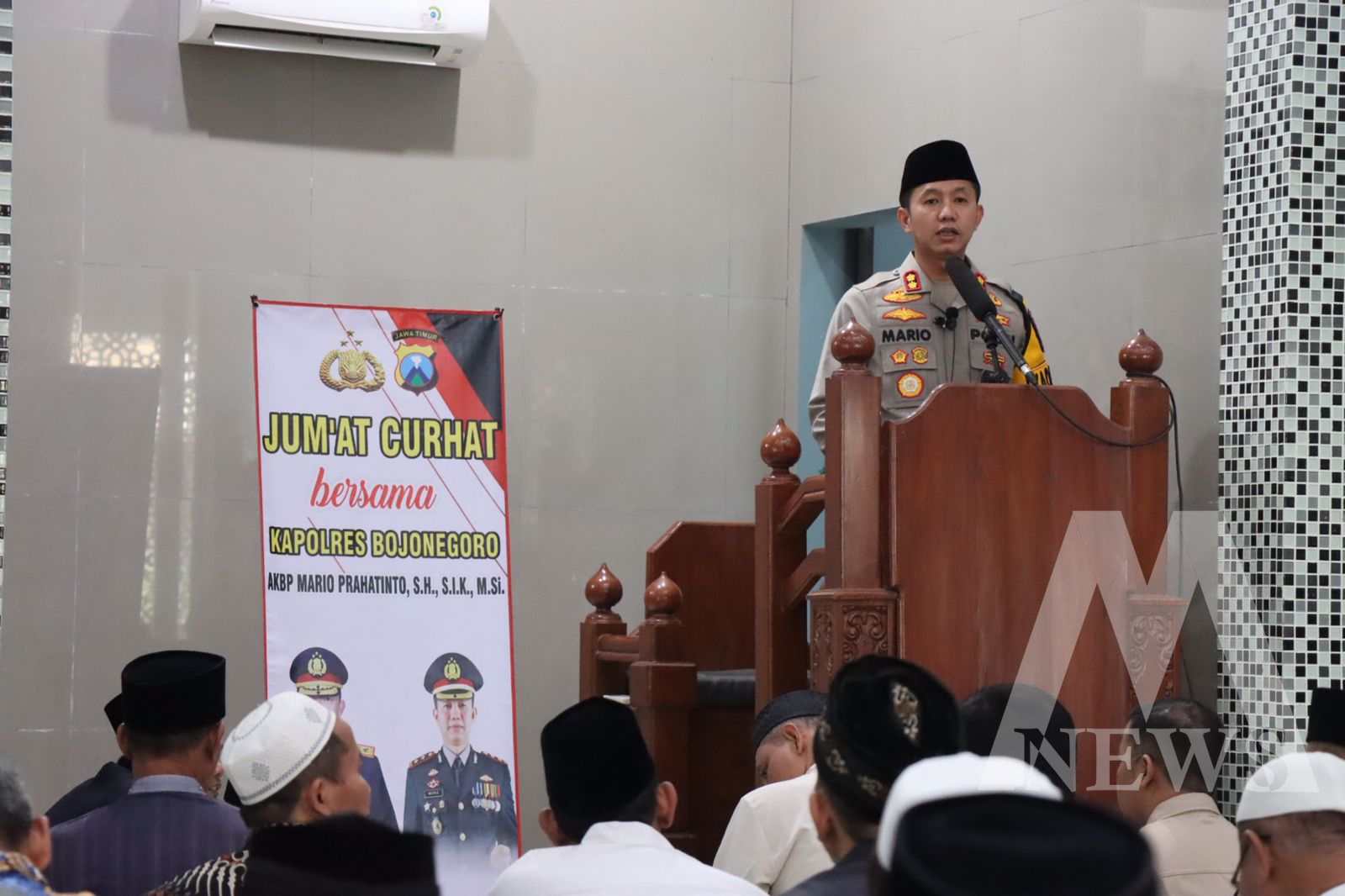Kapolres Bojonegoro AKBP Mario Prahatinto