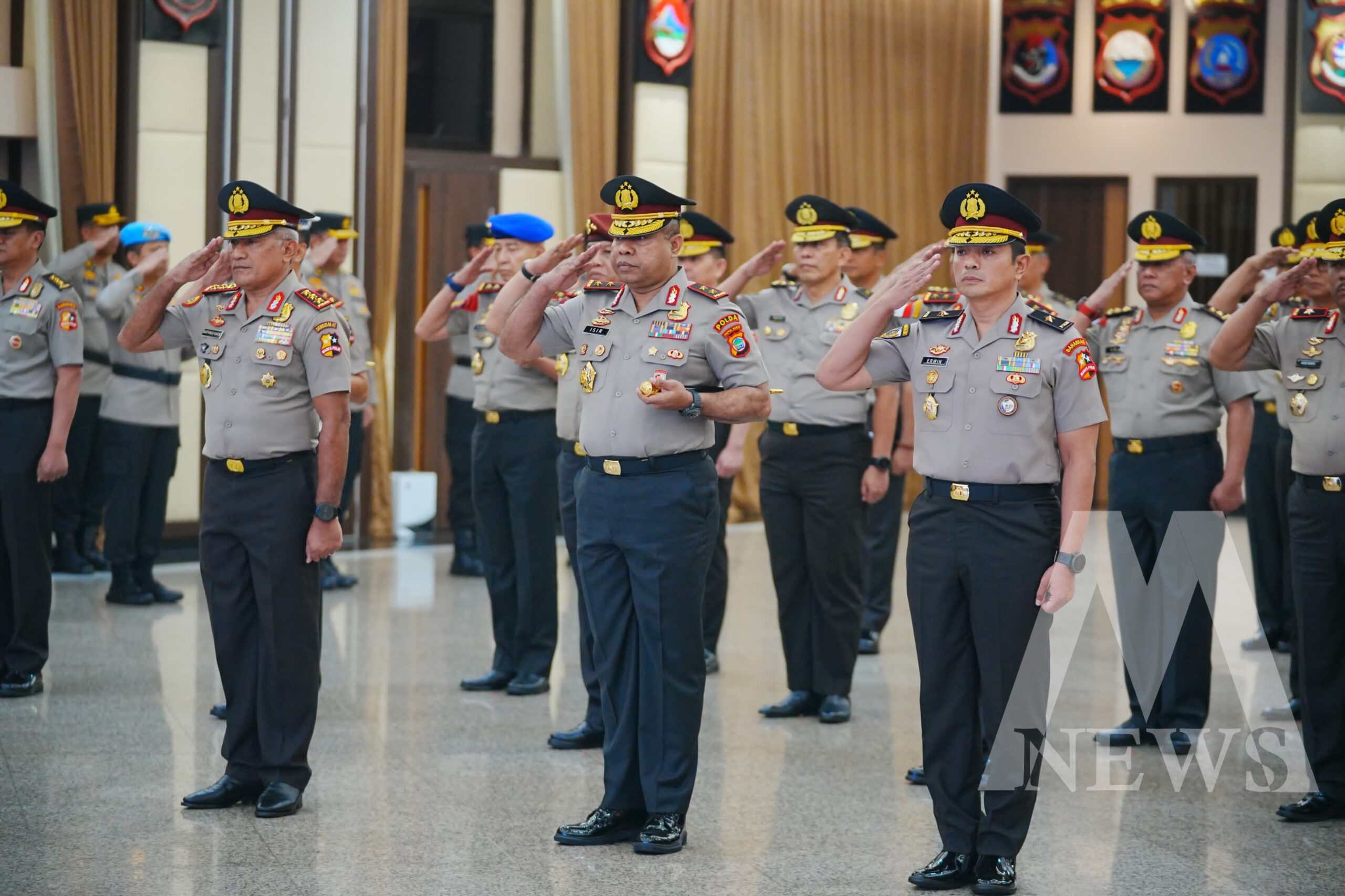 Kapolri Naikan Pangkat 45 Pati Polri