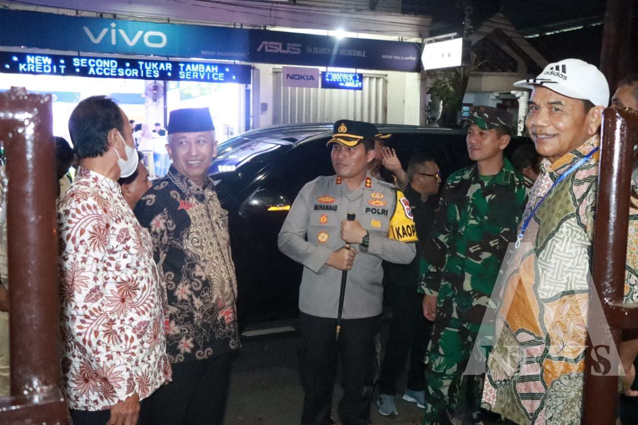 Kapolres Nganjuk AKBP Muhammad dan Forkopimda tinjau pelaksanaan Ibadah Natal 2023