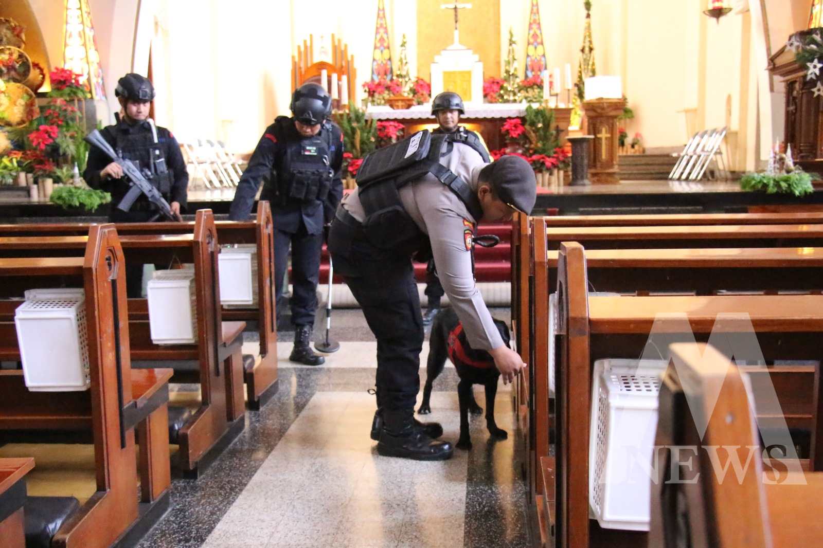 Polresta Malang Kota dan Brimob Sterilisasi Gereja