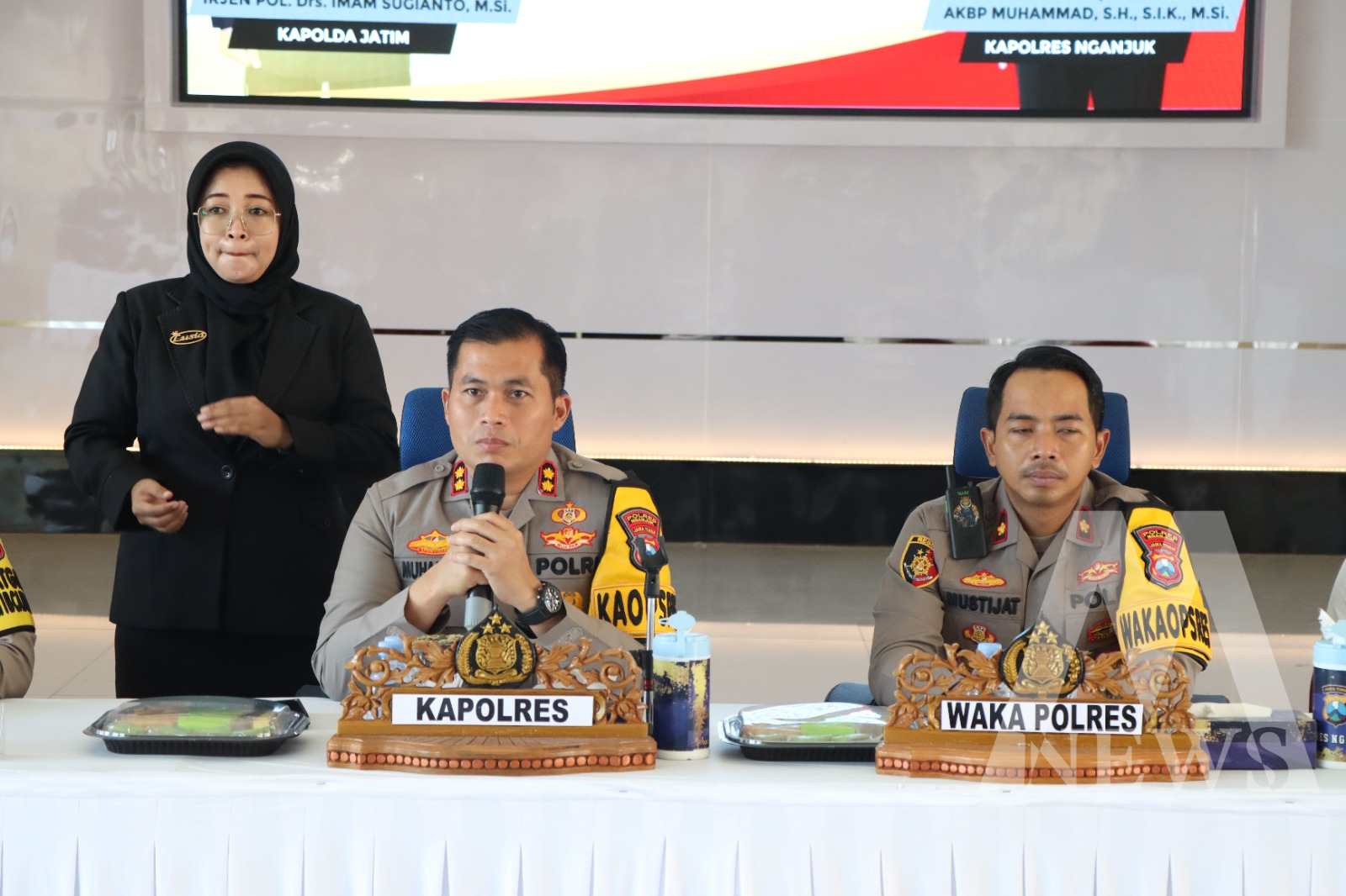 Kapolres Nganjuk AKBP Muhammad didampingi Wakapolres