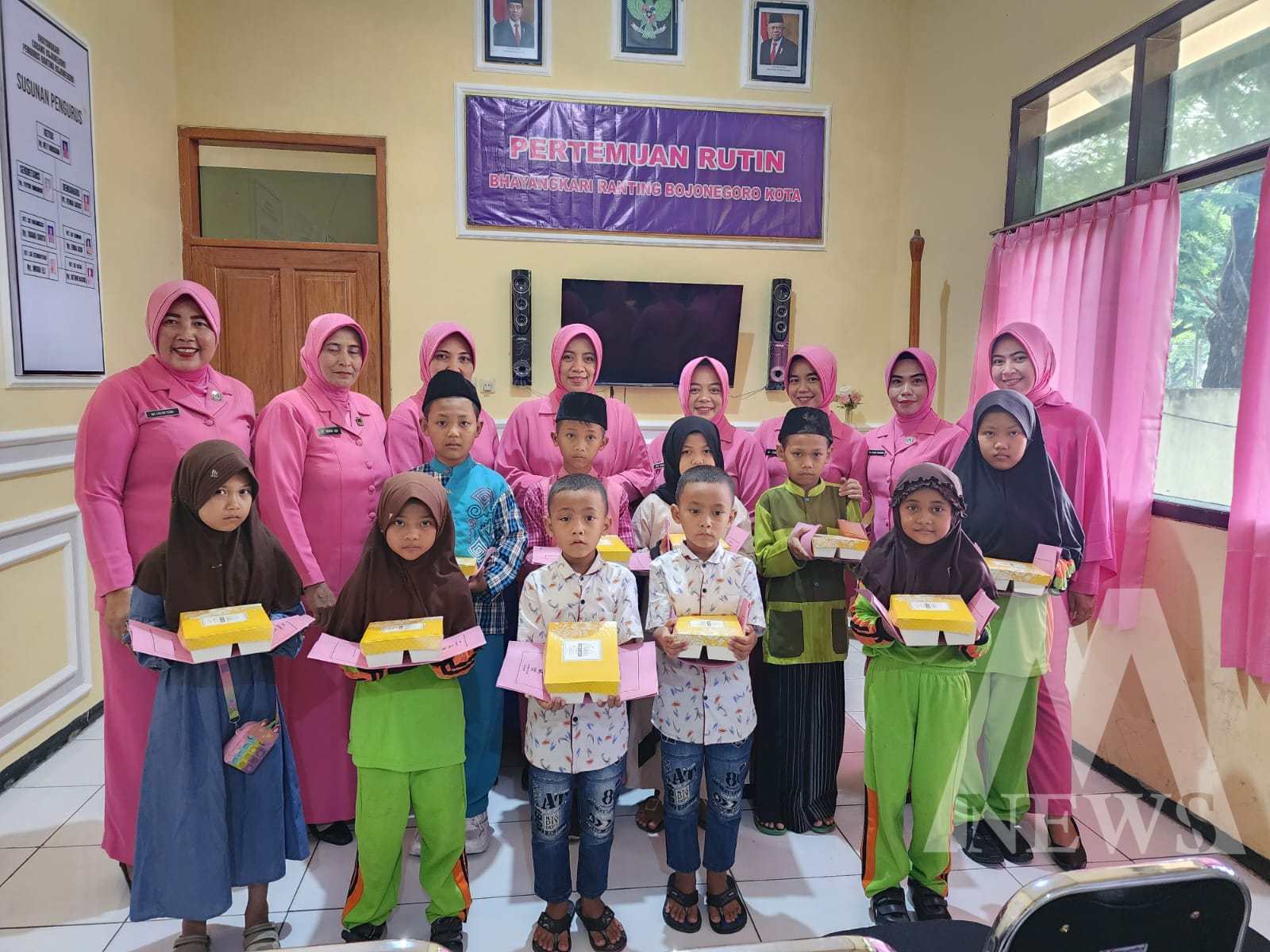 Bhayangkari Polres Bojonegoro santuni anak yatim
