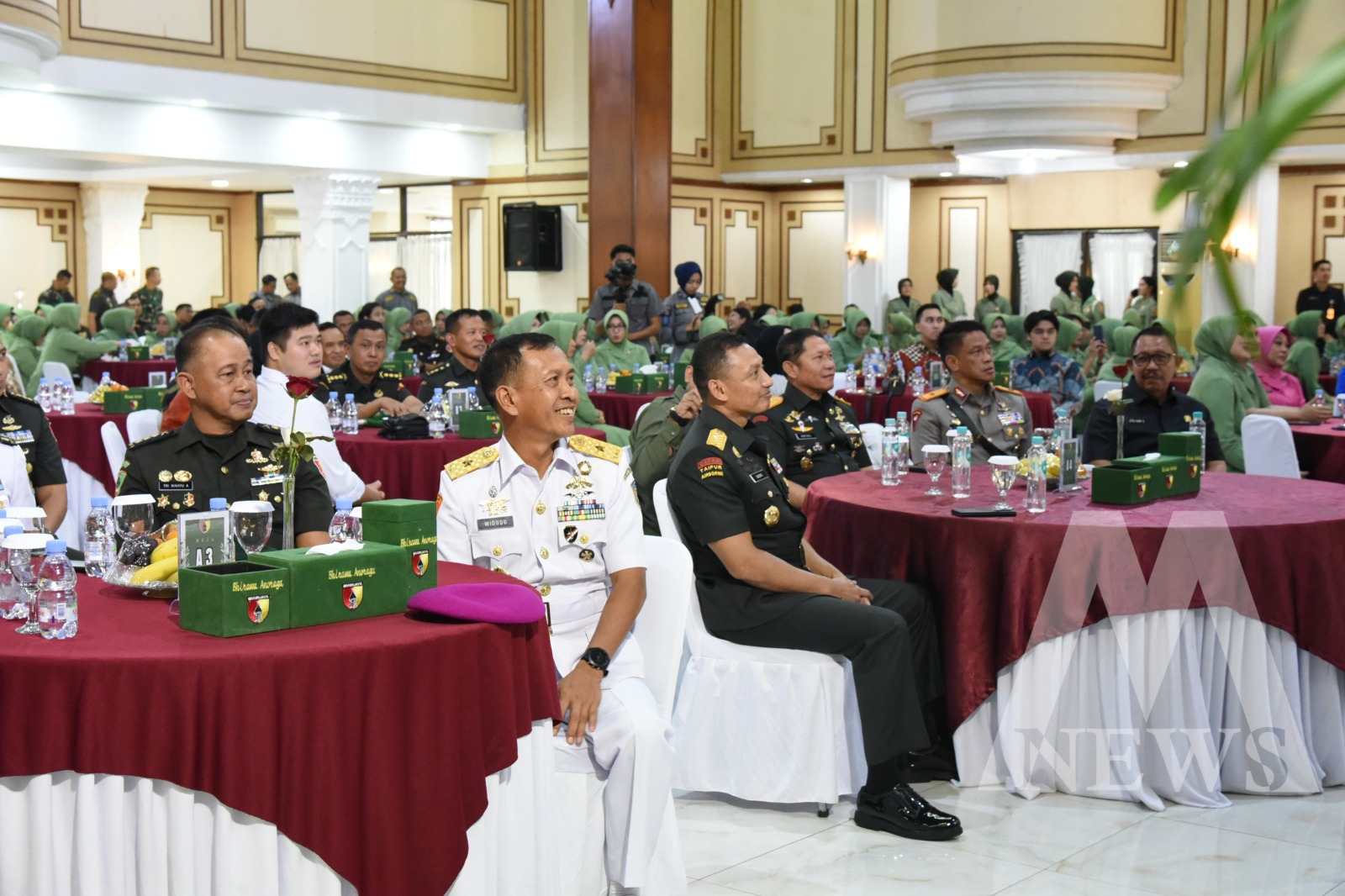 Dirlat Kodiklatal Brigjen TNI Marinir Widodo hadiri pisah sambut Kasdam V Brawijaya