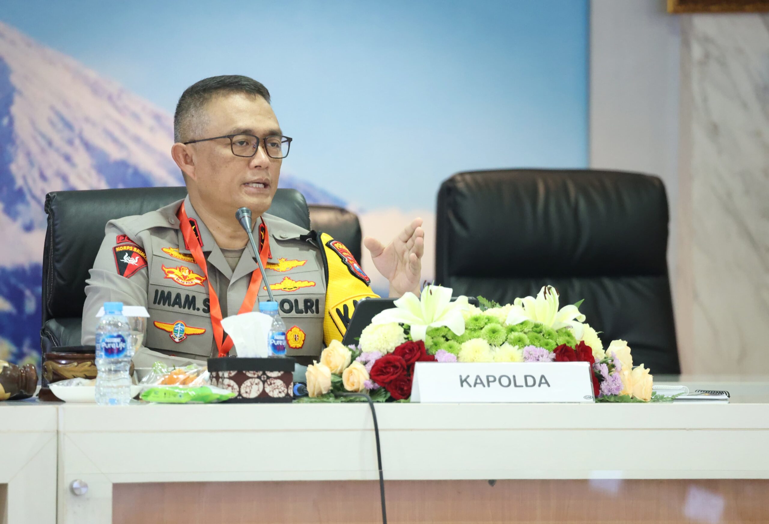 Kapolda Jatim Irjen Pol Drs. Imam Sugianto