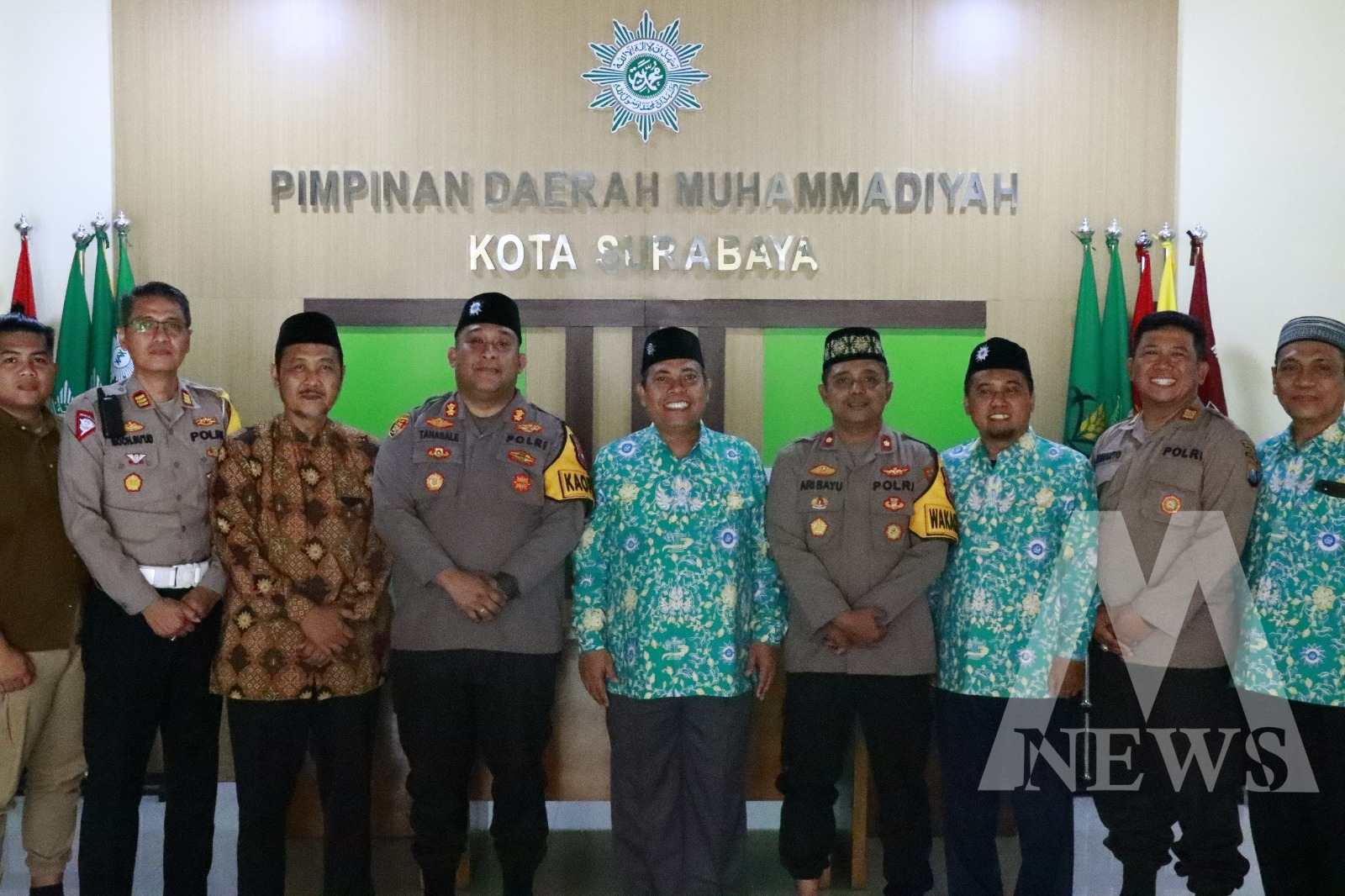 Kapolres Tanjung Perak AKBP William Cornelis Tanasale silaturahmi ke PD Muhammadiyah Surabaya