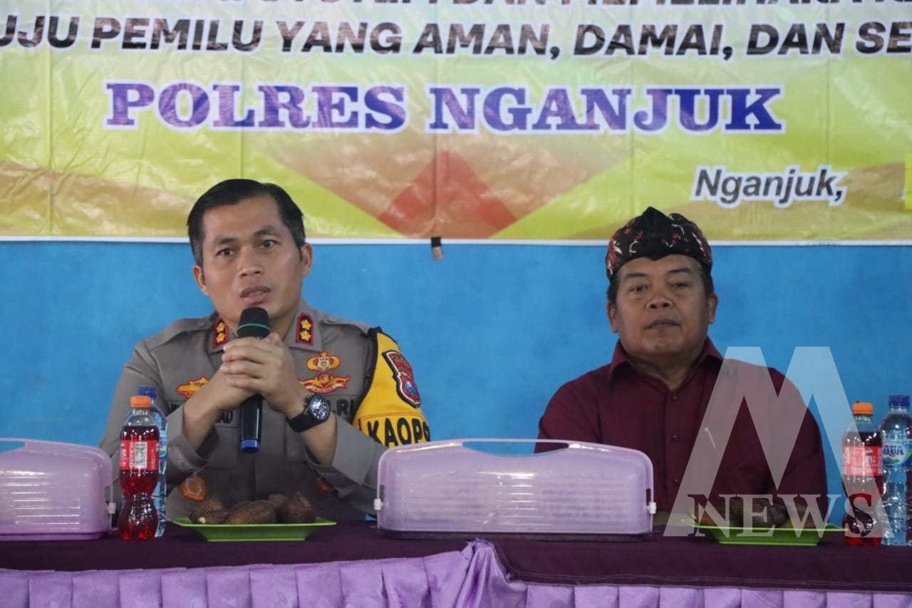 Kapolres Nganjuk AKBP Muhammad saat gelar Baksos dan Pengobatan Gratis