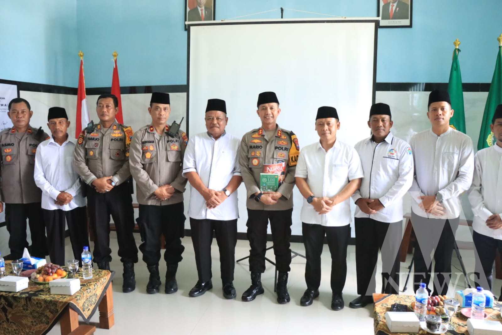 Kapolres Bojonegoro AKBP Mario Prahatinto saat hadiri Deklarasi Pemilu Damai 2024