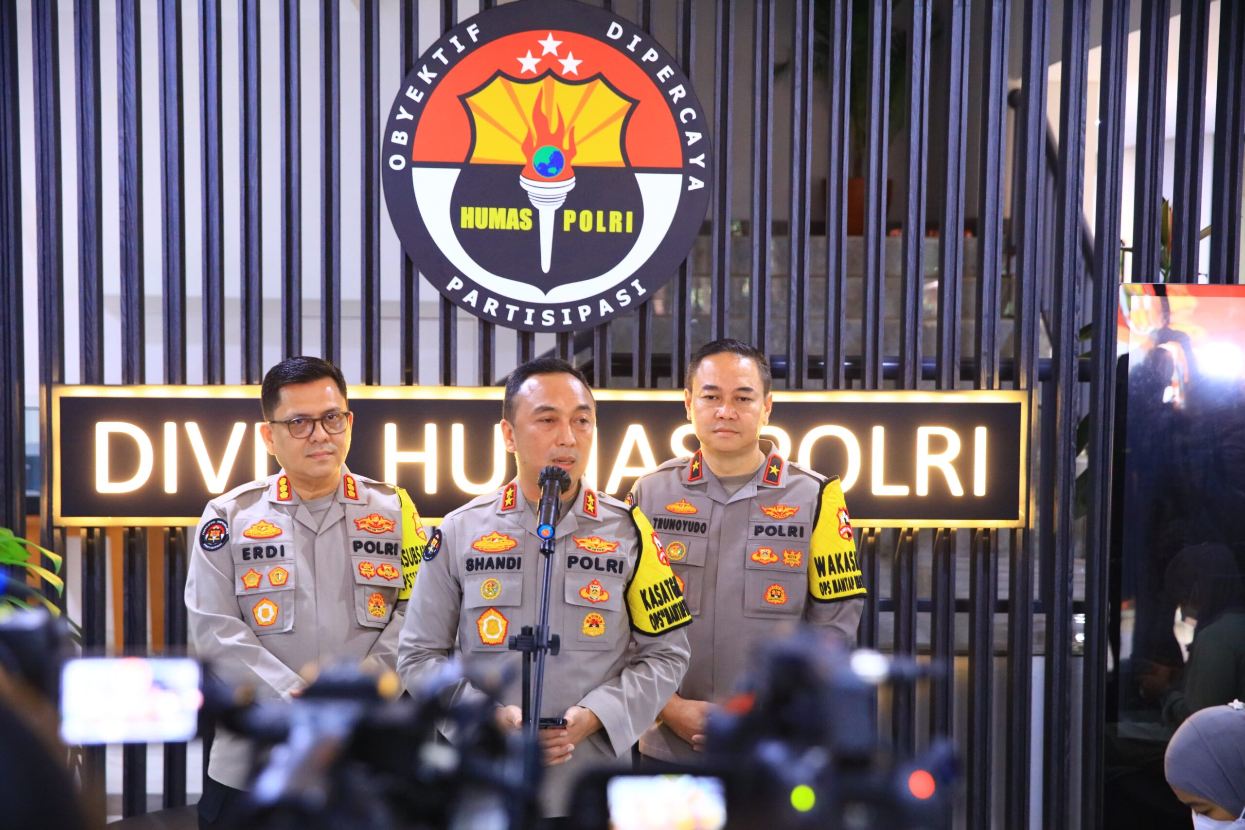 Kadiv Humas Polri Irjen Pol Shandi Nugroho saat memberikan keterangan