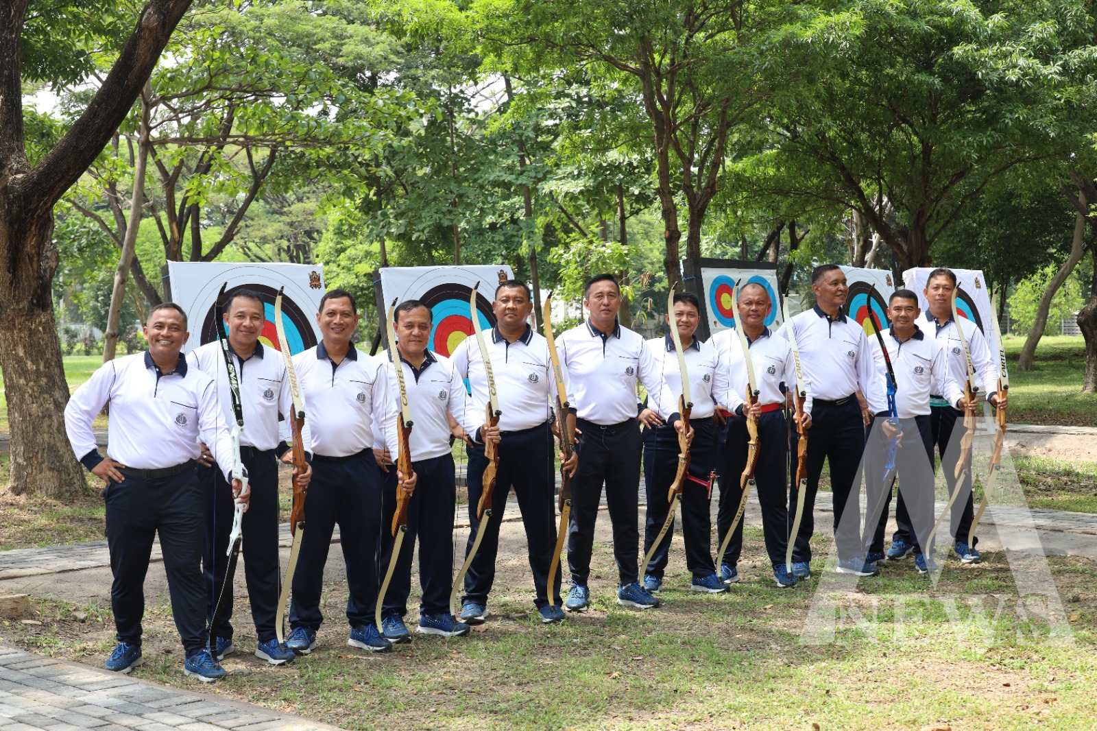 Dankodiklatal Letjen TNI Marinir Nur Alamsyah saat Olahraga Panahan dan Woodball