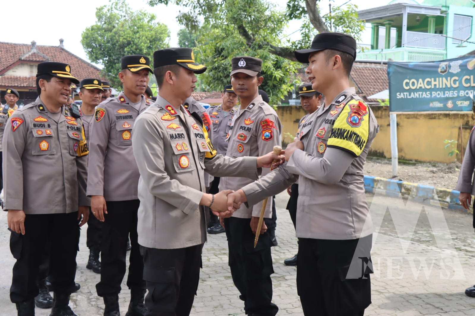 Kapolres Bojonegoro AKBP Mario Prahatinto
