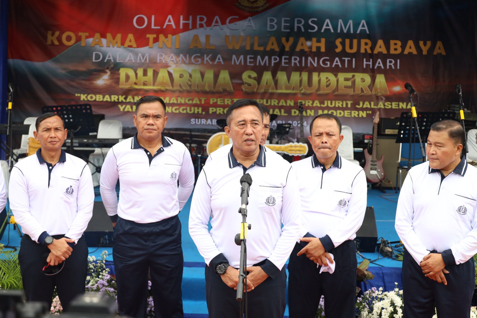 Dankodiklatal Letjen TNI Marinir Nur Alamsyah gelar Funbike dan Baksos