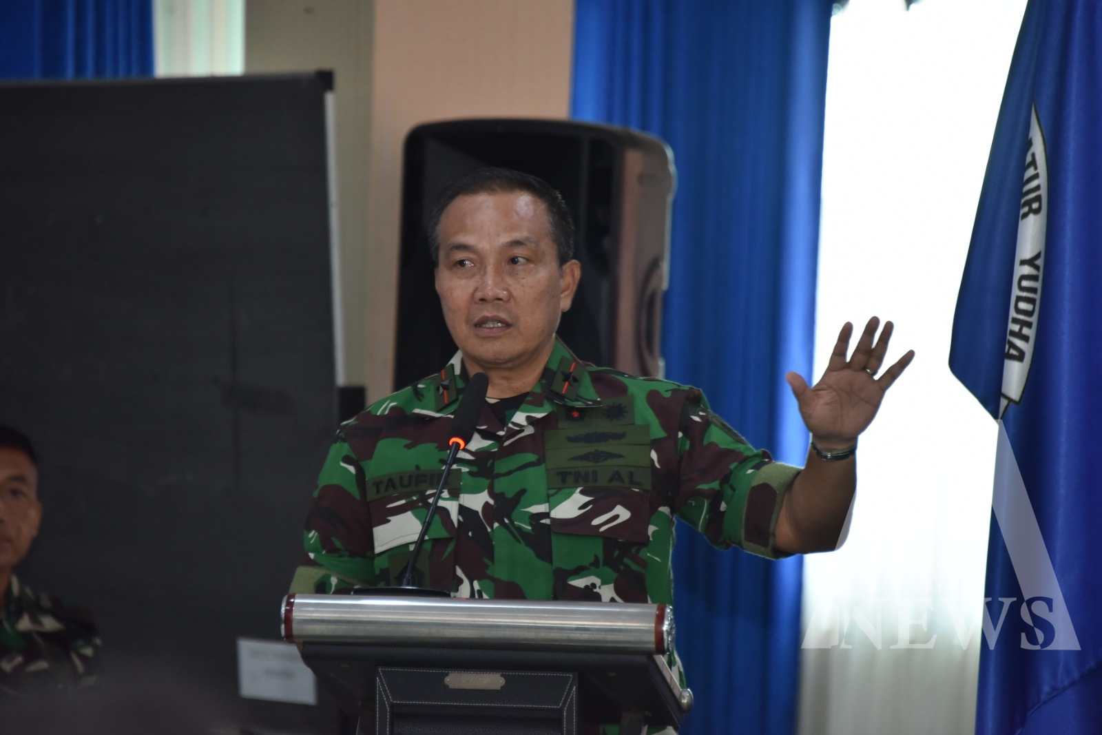 Dankodikdukum Kodiklatal Laksma TNI Dr. Taufik Arief