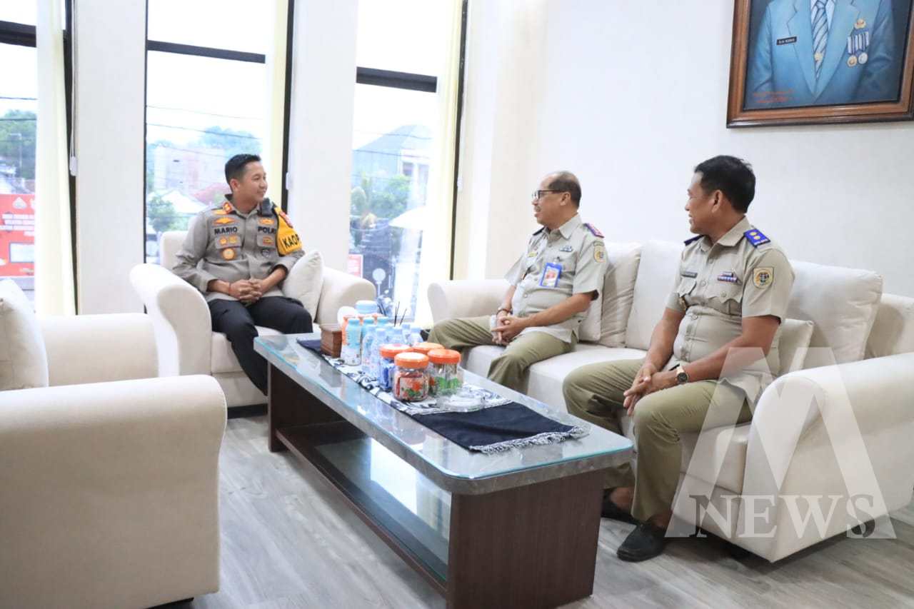 Kapolres Bojonegoro AKBP Mario Prahatinto terima kunjungan Kepala BPN Kabupaten Bojonegoro Andreas Rochyadi