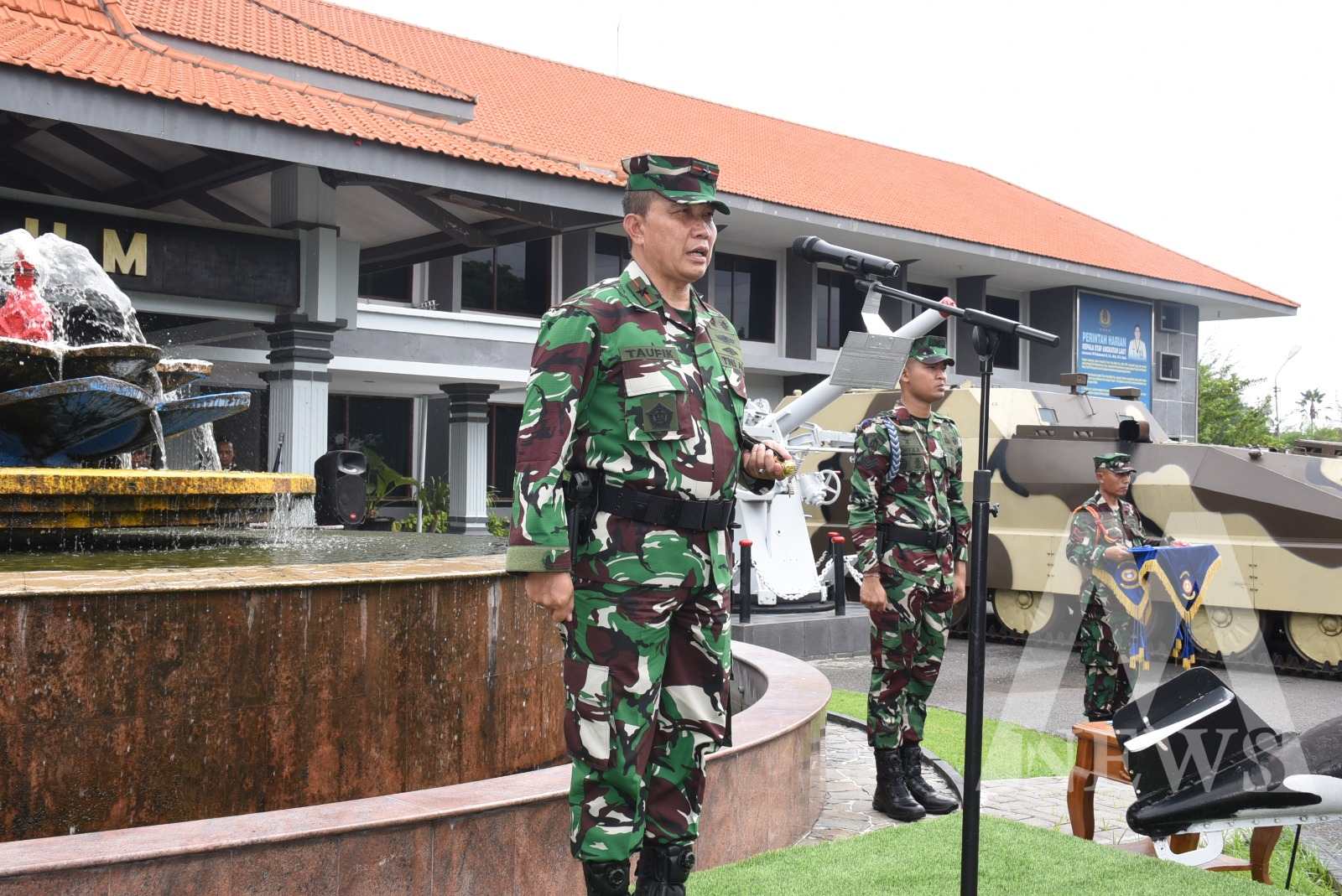 Dankodikdukum Kodiklatal Laksma TNI Dr. Taufik Arief