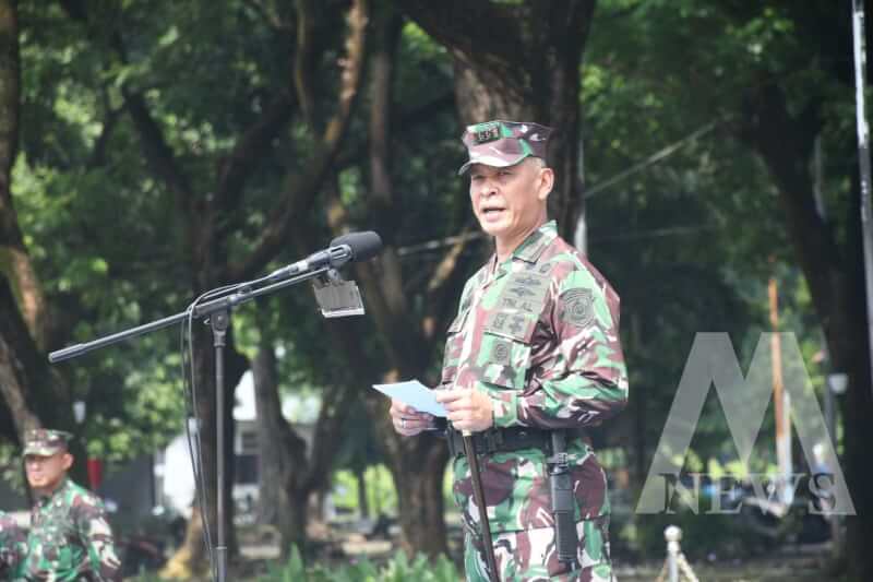 Danpuslatdiksarmil Kodiklatal Kolonel Laut (P) Irwan S.P Siagian