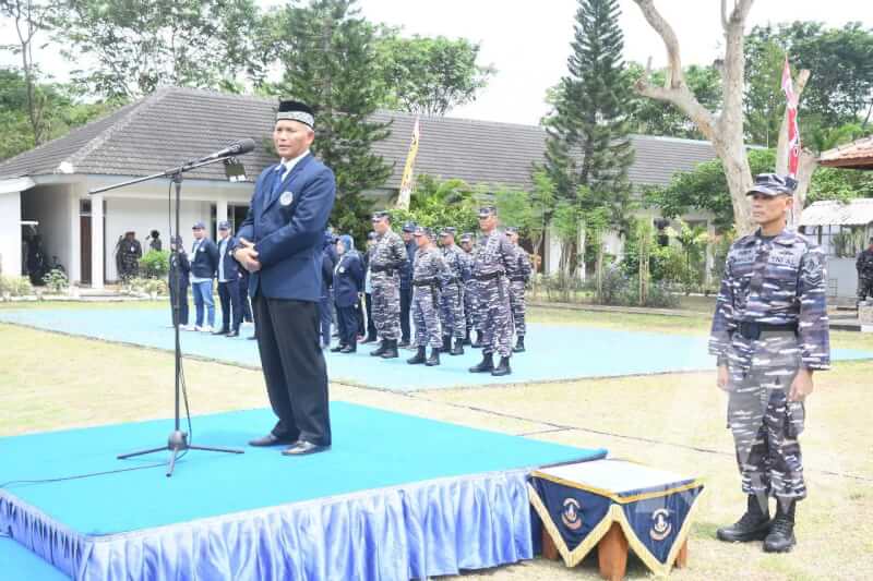 Irup Rektor Universitas PGRI Adi Buana Dr. Hartono