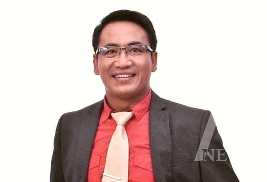 Warek UM Surabaya Mundakir