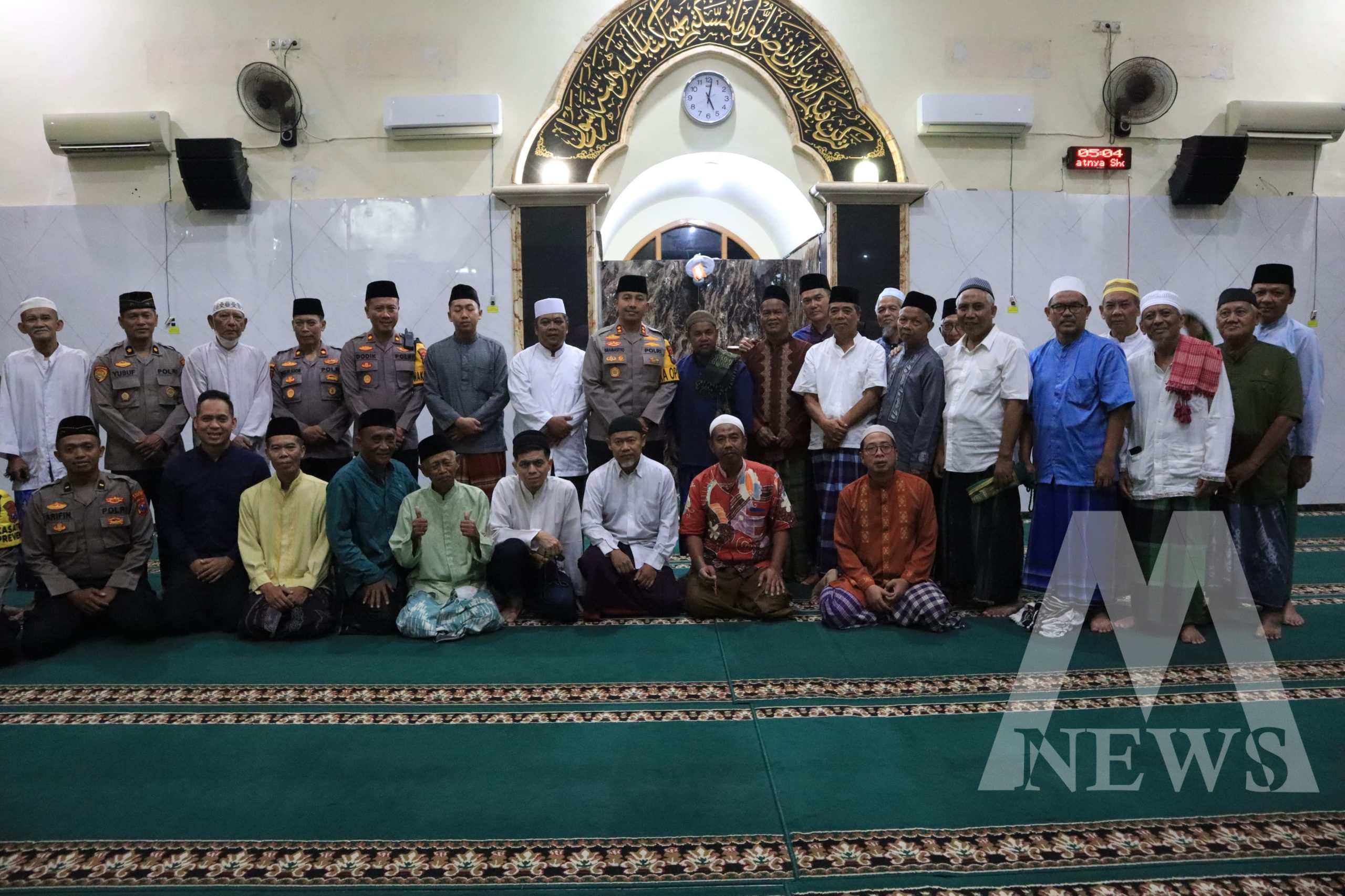Kapolres Kediri Kota AKBP Bramastyo Priaji kunjungan ke Masjid Perum Mojoroto Indah