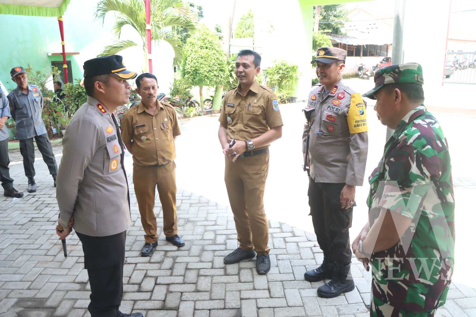 Kapolres Nganjuk AKBP Muhammad tinjau keamanan logistik Pemilu
