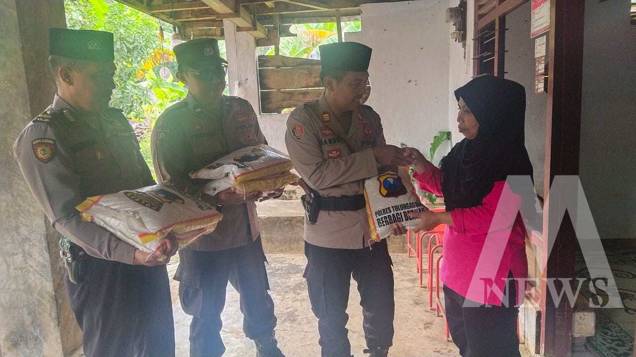 Polres Tulungagung beri bantuan keluarga petugas Linmas