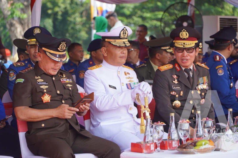 Dirdok Kodiklatal Laksma TNI May Frangky Pasuna Sihombing hadiri peringatan HUT ke-105 pemadam kebakaran