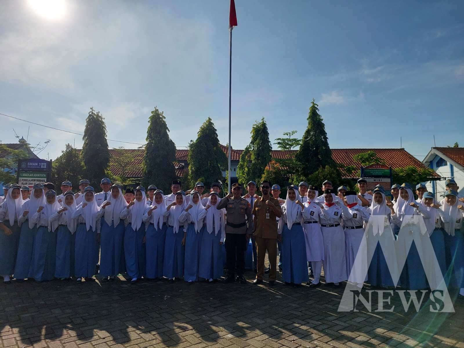 KBO Satbinmas Polres Bojonegoro sosialisasi cara berkendara di SMAN 3 Bojonegoro