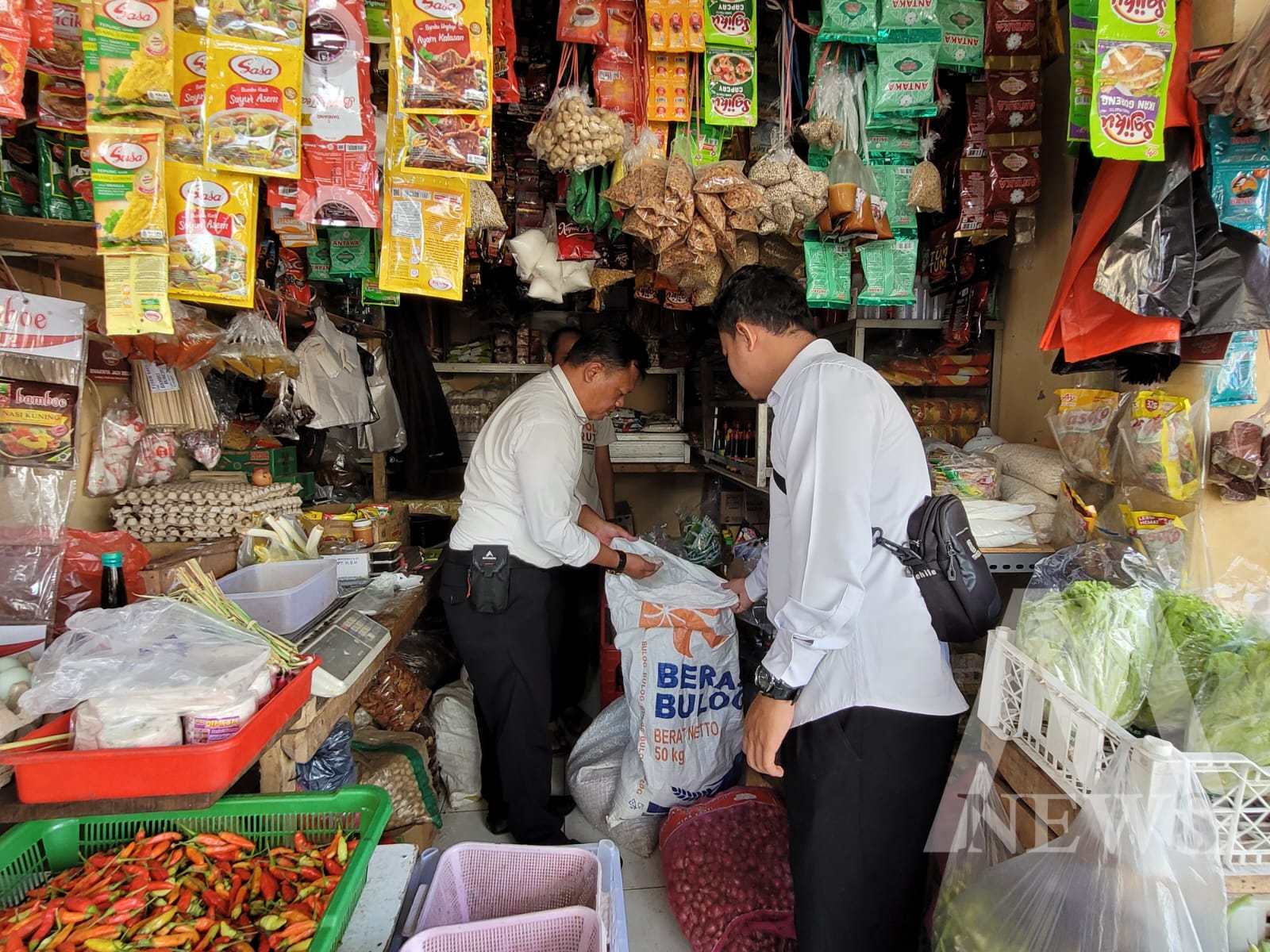 Satgas pangan Polres Bondowoso tinjau pasar tradisional