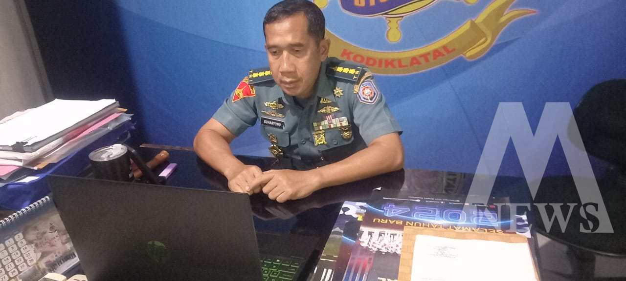 Kadispen Kodiklatal Kolonel Marinir Suharyono