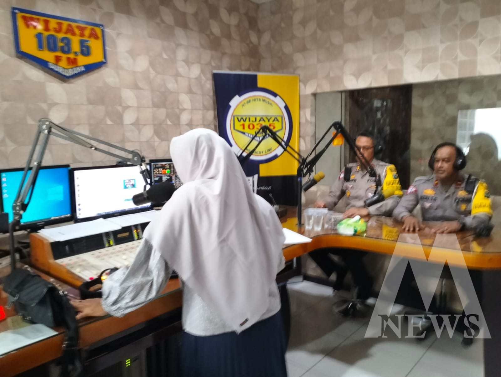 Satlantas Polres Pelabuhan Tanjung Perak sosialisasikan Operasi Keselamatan Semeru 2024