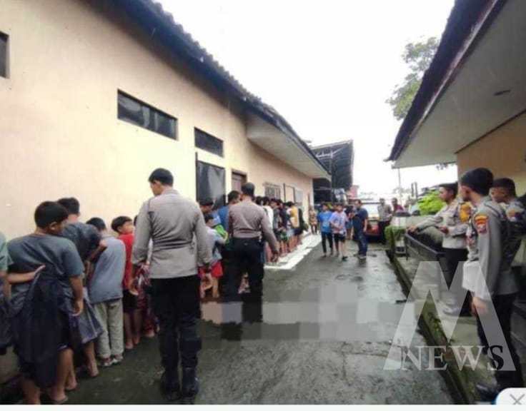 Polres Mojokerto Kota amankan 28 akan perang sarung