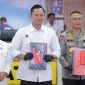 Kapolda Jatim Irjen Pol Drs. Imam Sugianto bersama Menteri Agraria dan Tata Ruang/Kepala Badan Pertanahan Nasional (ATR/BPN) Agus Harimurti Yudhoyono