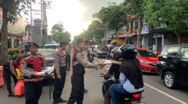 Polres Tulungagung berbagi takjil berkah ramadhan