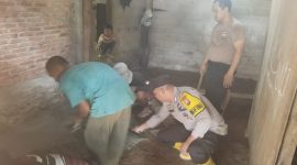 Polsek Tulakan bersama relawan dan warga gelar Baksos