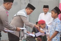 Kapolres Probolinggo AKBP Wisnu Wardana santuni anak yatim