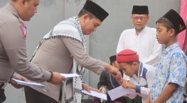 Kapolres Probolinggo AKBP Wisnu Wardana santuni anak yatim