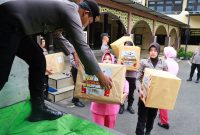 Polres Tanjung Perak salurkan bantuan kemanusiaan ke korban banjir di Jawa Tengah