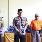 Wakapolres Tanjung Perak Kompol Ari Bayuaji didampingi Kapolsek Kenjeran Kompol Ardi Purboyo