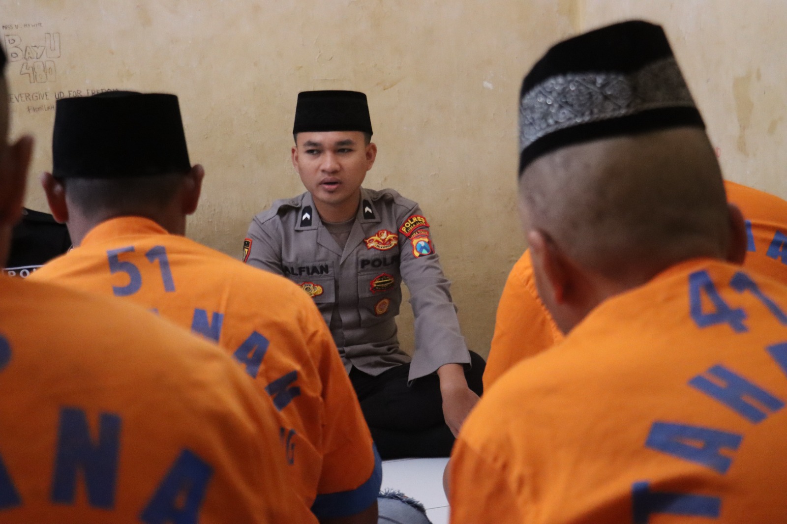 Polres Lumajang berikan bimbingan rohani ke tahanan