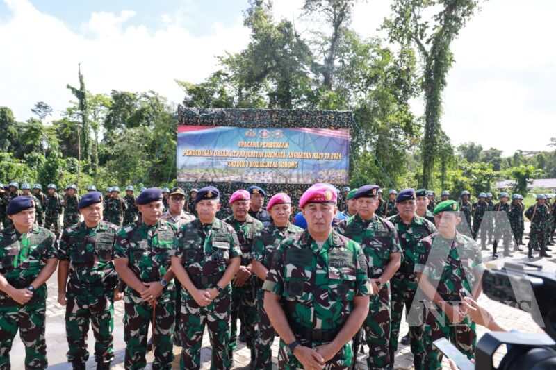 Dankodiklatal Letjen TNI Marinir Nur Alamsyah resmikan Dikmata di tanah Papua