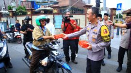 Kadiv Humas Polri Irjen Shandi Nugroho bagi kebaikan di bulan ramadan
