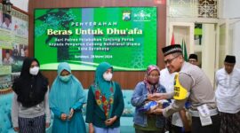 Polres Tanjung Perak Gelar Bansos untuk Dhuafa
